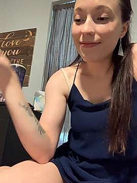 _minikui_ naked stripping on cam for live sex video chat