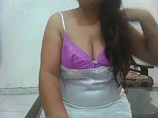 Naina- naked stripping on cam for live sex video chat