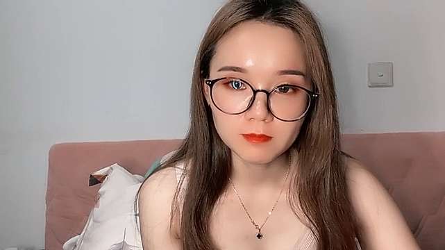 swag_yanyan naked stripping on cam for live sex video chat