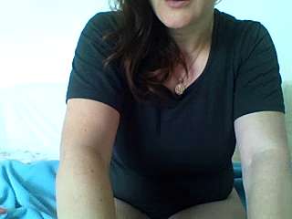 unica-tettona naked stripping on cam for live sex video chat