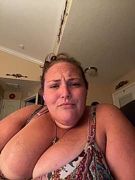 White_4_Blk@xh naked stripping on cam for live sex video chat