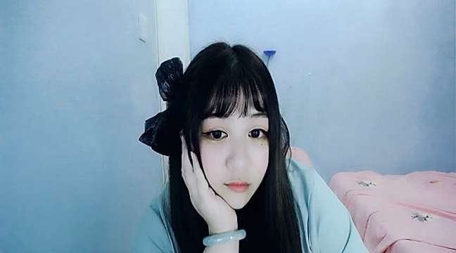 Cindy_BB naked stripping on cam for live sex video chat