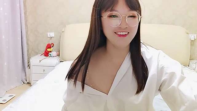cola-Baby naked stripping on cam for live sex video chat