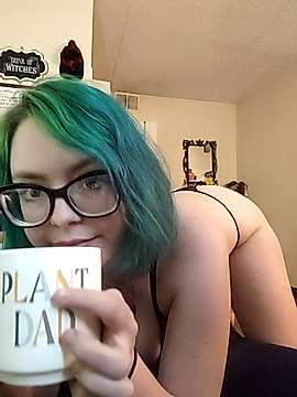Dannikat naked stripping on cam for live sex video chat