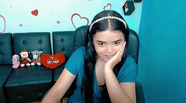 haley_hot naked stripping on cam for live sex video chat