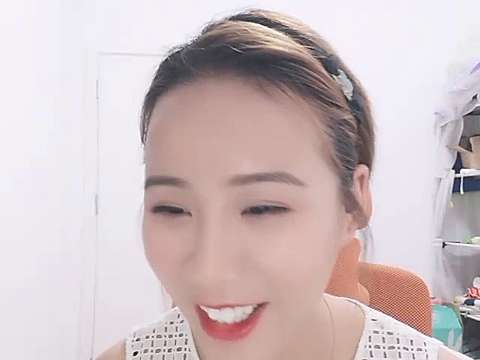 Iris-Ivy naked stripping on cam for live sex video chat