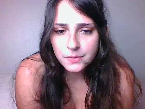 JayBabeJustine naked stripping on cam for live sex video chat