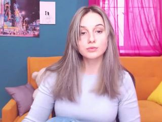 LauraFlowers naked Live Sex Chat Room
