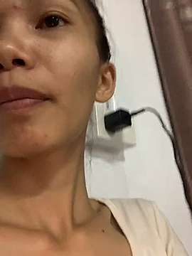 Lucy-Bee naked stripping on cam for live sex video chat