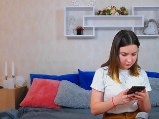 Marianna-light naked Live Sex Chat Room