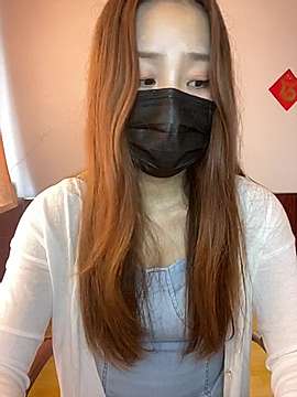 MeimeiSexyyy naked stripping on cam for live sex video chat