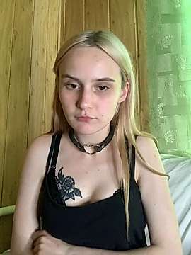 OliviaMacey naked stripping on cam for live sex video chat