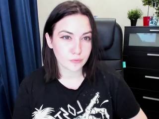 Tricky-Lis naked Live Sex Chat Room