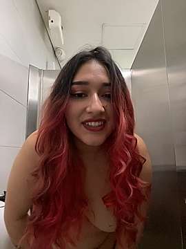 CloeyPalmer_ naked stripping on cam for live sex video chat