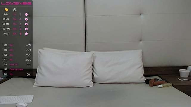 HelenBigBobs naked stripping on cam for live sex video chat