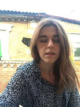 JaneeMeet777 naked stripping on cam for live sex video chat