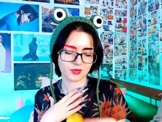 Lirewu naked Live Sex Chat Room
