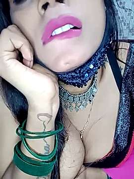 natashahoty naked stripping on cam for live sex video chat