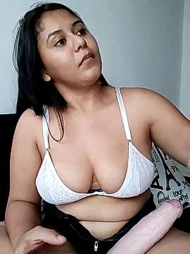 pleasureMyAss- naked stripping on cam for live sex video chat