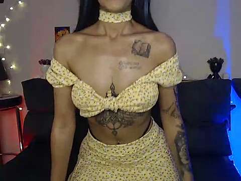 _VOGUE_ naked stripping on cam for live sex video chat