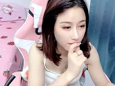 YvettezoeyBaby naked stripping on cam for live sex video chat