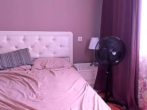 Amina_shy18 naked stripping on cam for live sex video chat