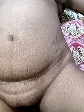 ClearingSparkle naked stripping on cam for live sex video chat
