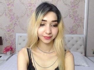 DarkW1llow naked Live Sex Chat Room