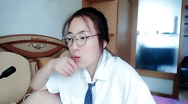 Hello_Hotgirl naked stripping on cam for live sex video chat