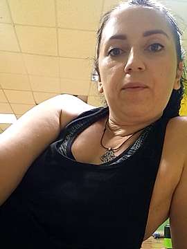 Joi_Blacky_ naked stripping on cam for live sex video chat