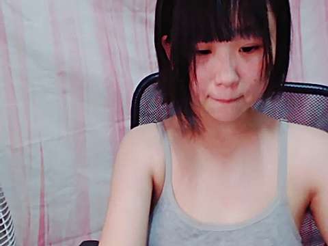 Sliver-nana naked stripping on cam for live sex video chat