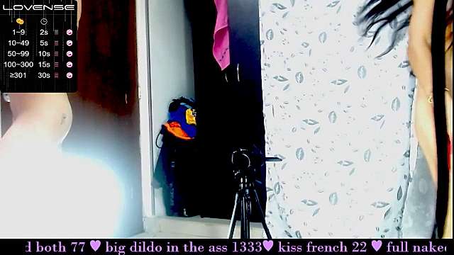 sweet_wet_dreams naked stripping on cam for live sex video chat