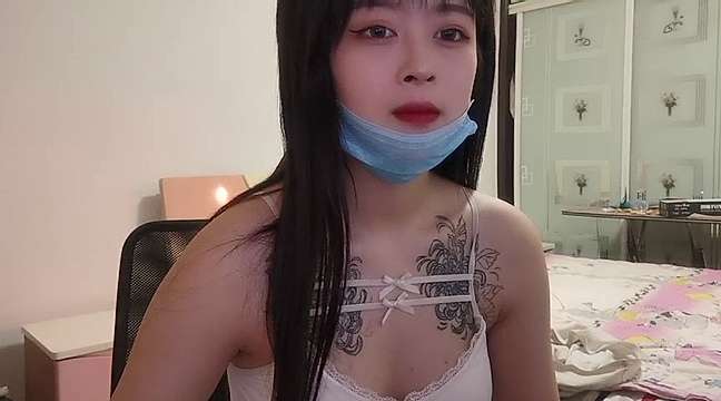 Th_lixiaoguai5 naked stripping on cam for live sex video chat