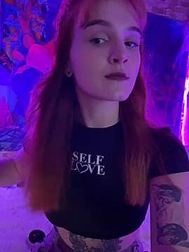 _who_you_ naked stripping on cam for live sex video chat