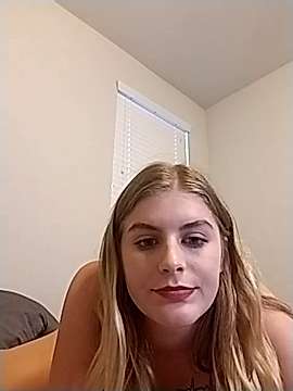 XXXtraspicyy naked stripping on cam for live sex video chat