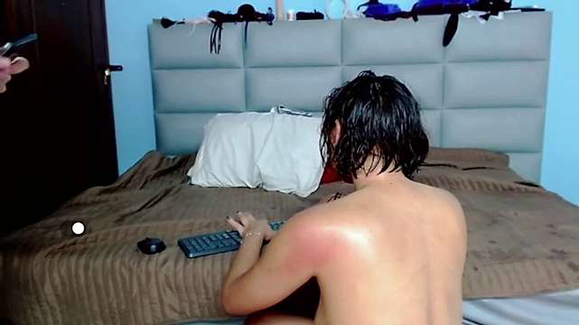 horus_isis naked stripping on cam for live sex video chat