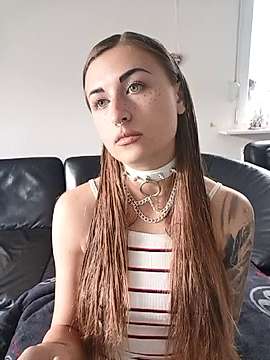 kylie_blck naked stripping on cam for live sex video chat