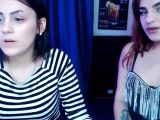 LillianLly naked Live Sex Chat Room