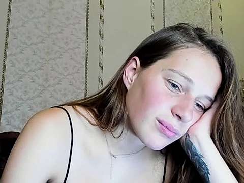 CuteFace_1 naked stripping on cam for live sex video chat