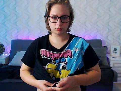 DarinaPumpkin naked stripping on cam for live sex video chat