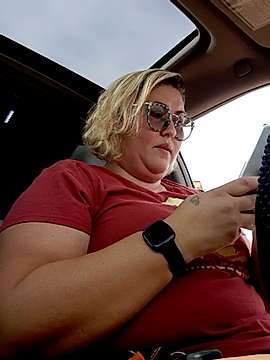 ElliE420_BBW naked stripping on cam for live sex video chat