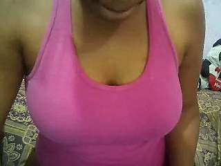 mariahdubois naked stripping on cam for live sex video chat