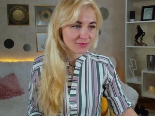 RinnaBlair naked Live Sex Chat Room