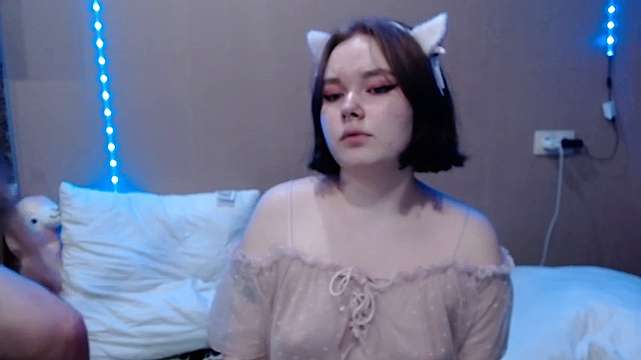 Blueeeberry naked stripping on cam for live sex video chat