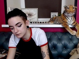 BridgetPrice naked Live Sex Chat Room