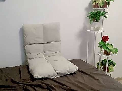 CNEiki naked stripping on cam for live sex video chat