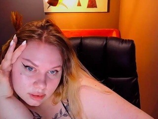 CurvySonya naked Live Sex Chat Room