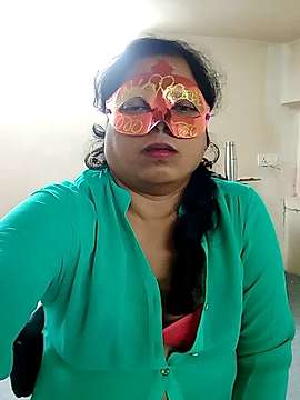 Divya_Rani naked stripping on cam for live sex video chat