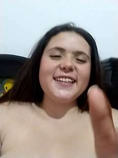 Emmiily_fox naked stripping on cam for live sex video chat