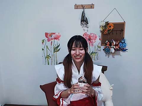 Honoka_ naked stripping on cam for live sex video chat